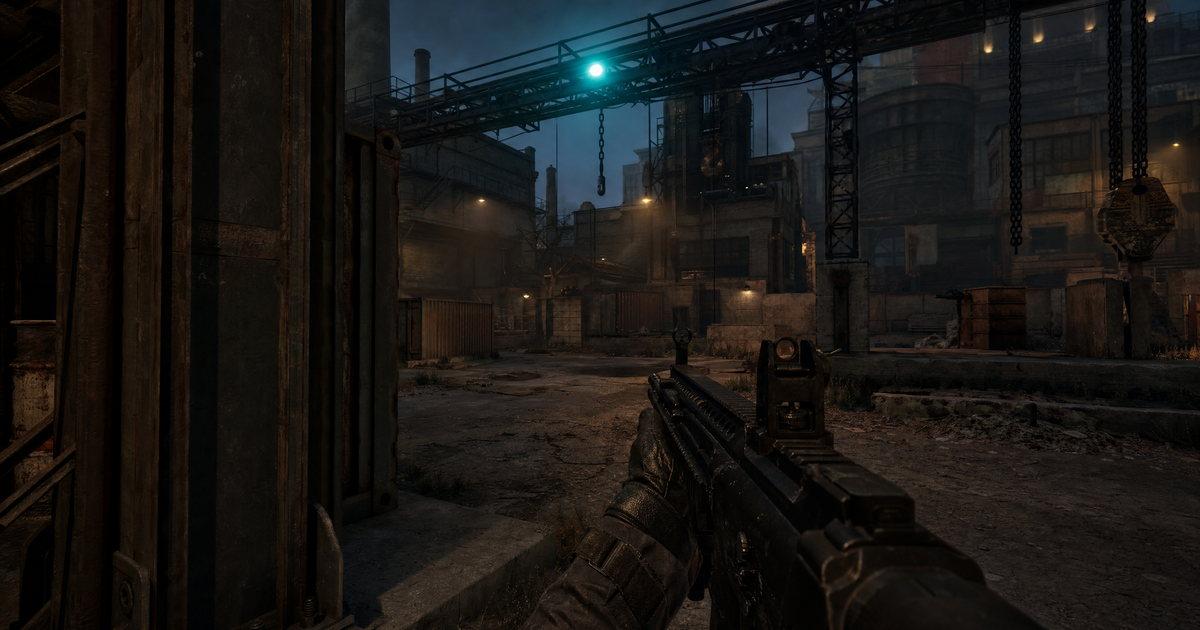 Front Line first-person view across a foundry courtyard